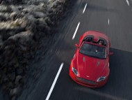 Vantage Roadster / Aston Martin