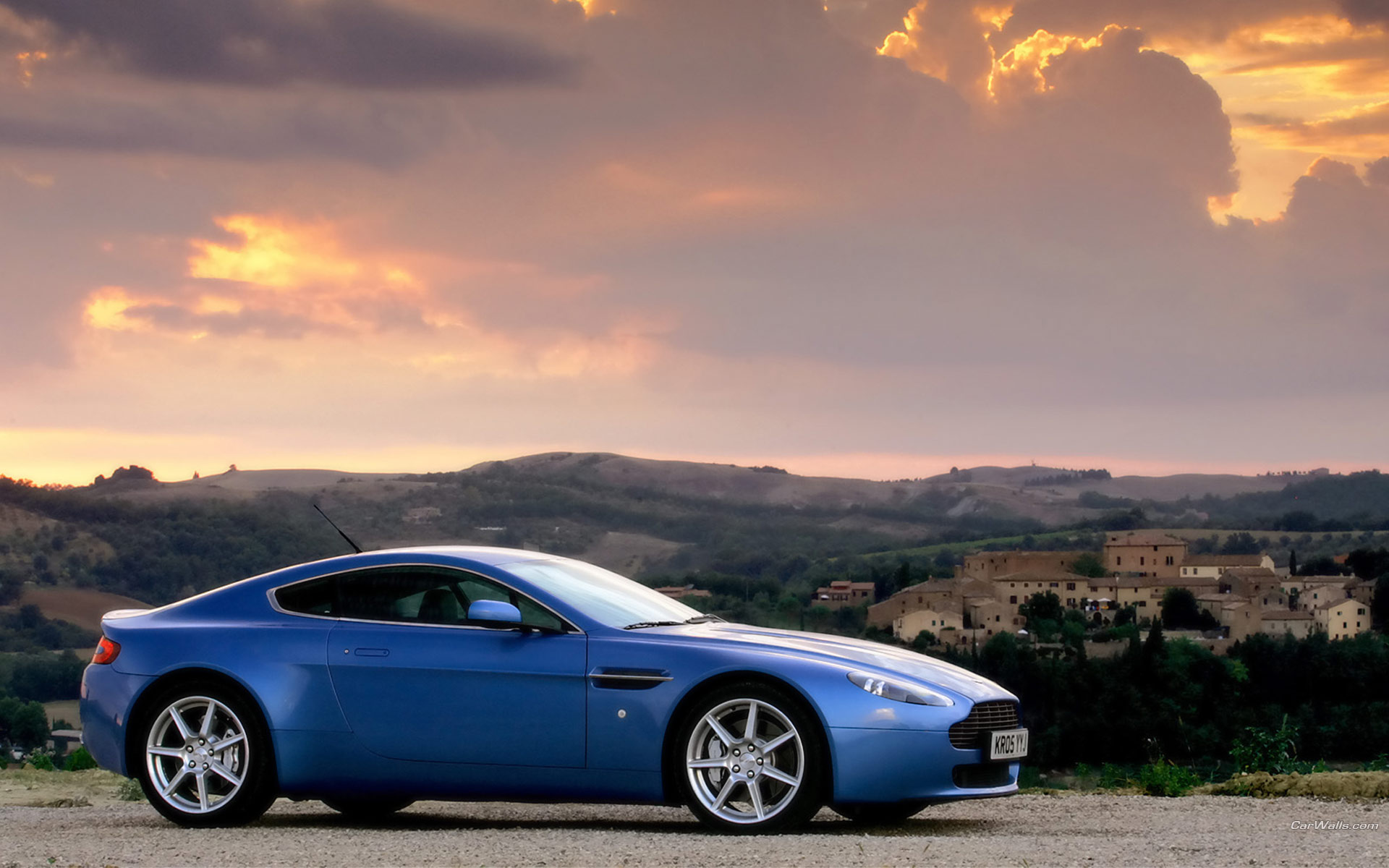 Download HQ AM Vantage V8 blue side Aston Martin wallpaper / 1920x1200