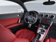 TT red leather saloon / Audi