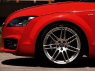 TT red coupe wheel / Audi