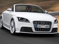 Download TT S white coupe cabriolet front / Audi
