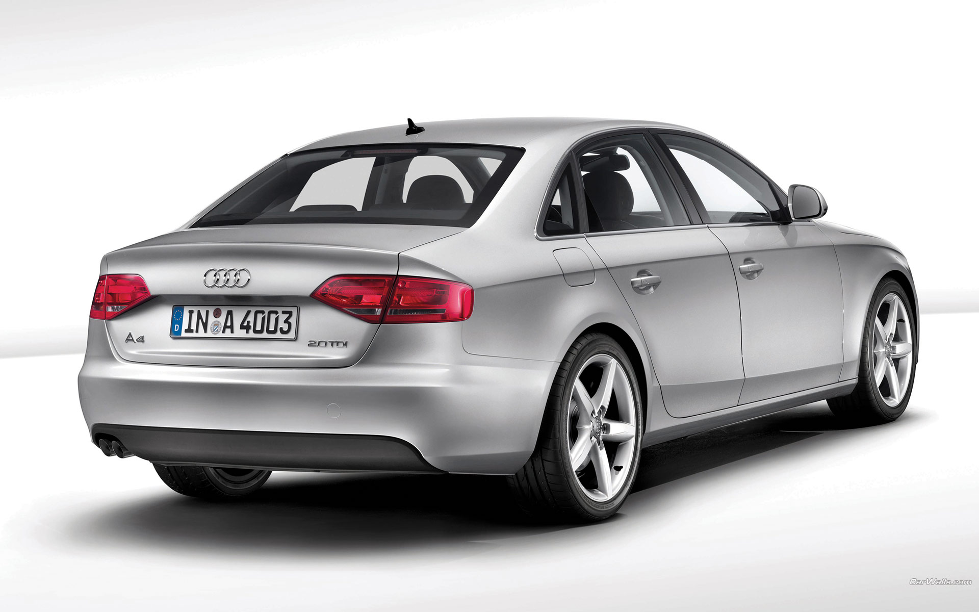 Download High quality A4 silver back Audi wallpaper / 1920x1200