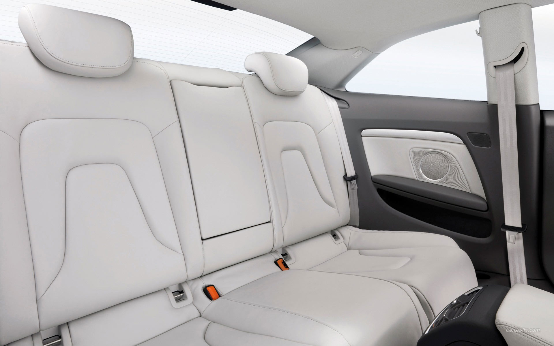 Download High quality A5 OK 2007 rear seat Audi wallpaper / 1920x1200