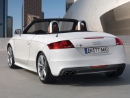 TT S white coupe cabriolet back / Audi
