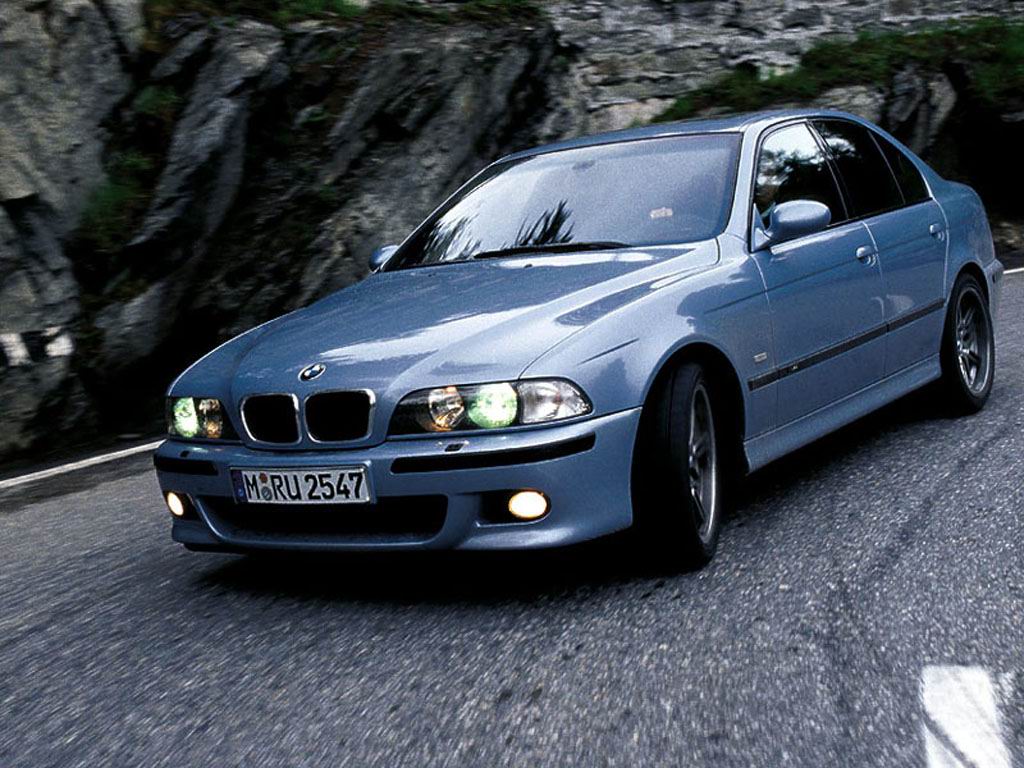 Download Bmw / Cars wallpaper / 1024x768