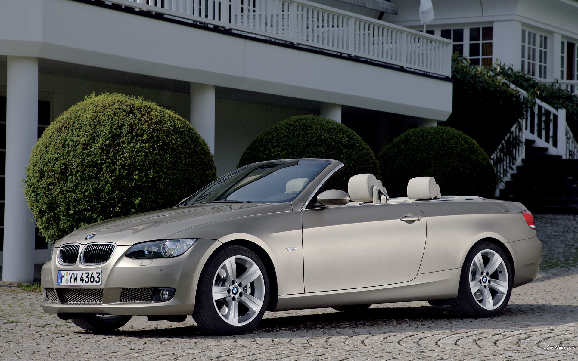 Download High quality BMW 335i cabrio 585 Bmw wallpaper / 1920x1200