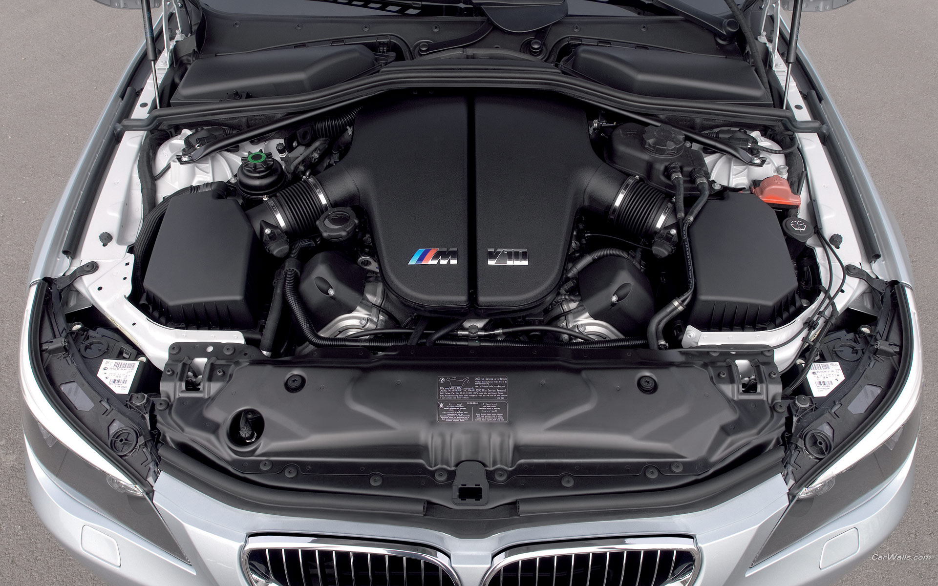 Download HQ M5 touring engine Bmw wallpaper / 1920x1200