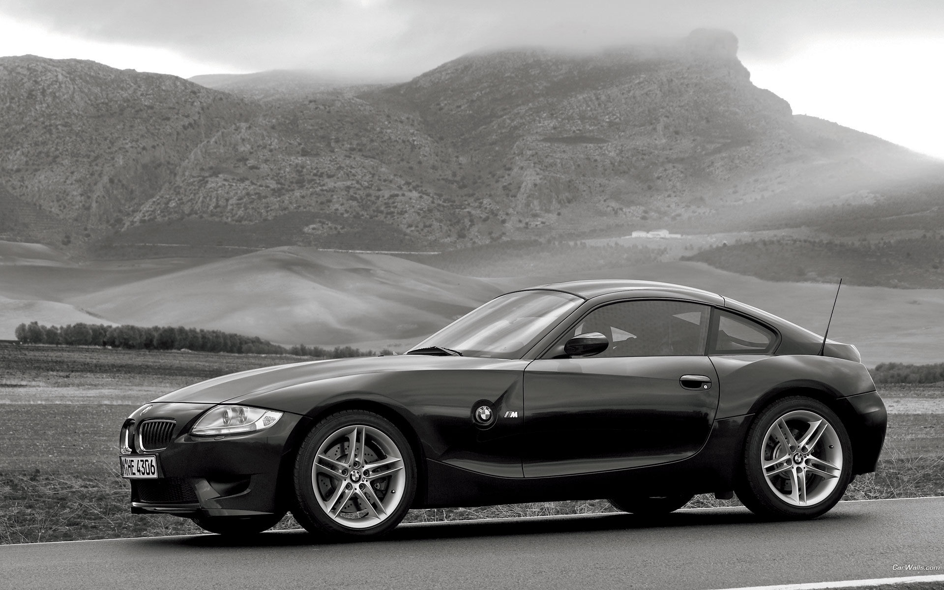 Download full size Z4 coupeM black side Bmw wallpaper / 1920x1200