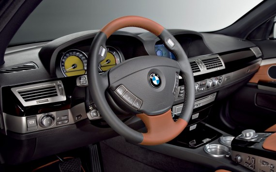 Free Send to Mobile Phone 730d dashboard Bmw wallpaper num.425
