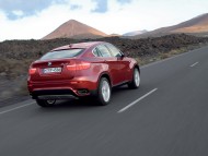 Download X6 red back road / Bmw