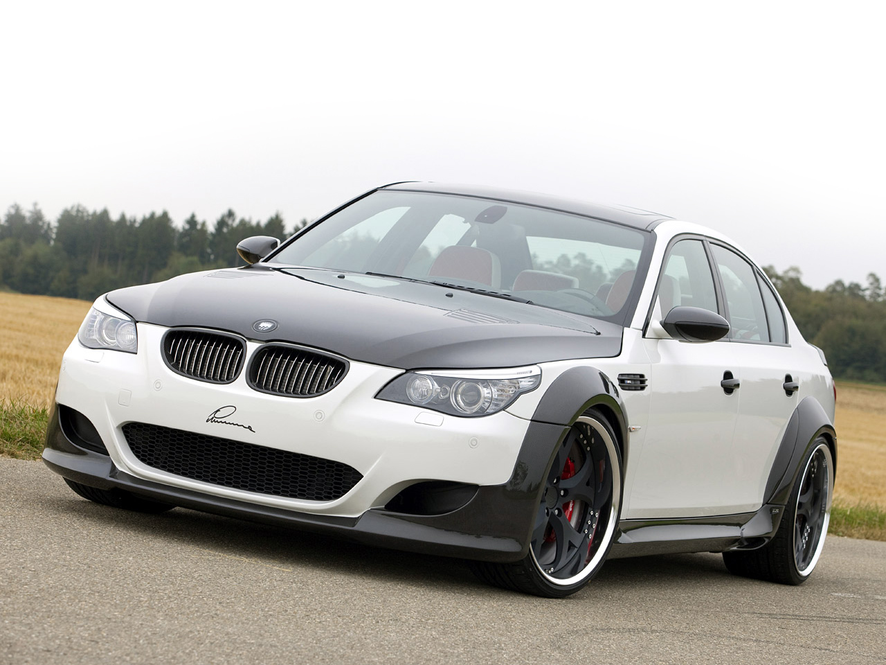 Download full size White tuning Bmw wallpaper / 1280x960