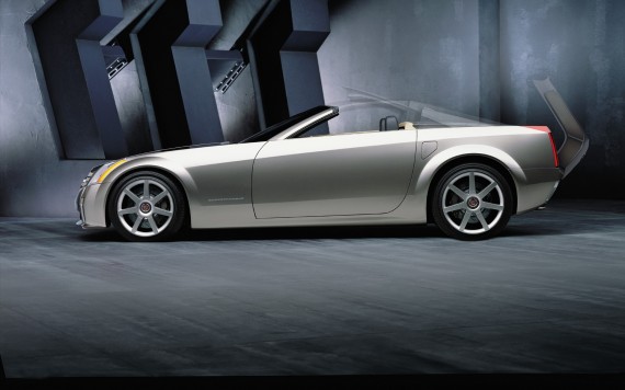 Free Send to Mobile Phone sporty coupe Cadillac wallpaper num.15