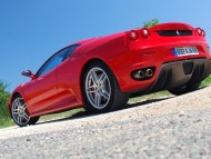 Download High quality Ferrari  / Cars