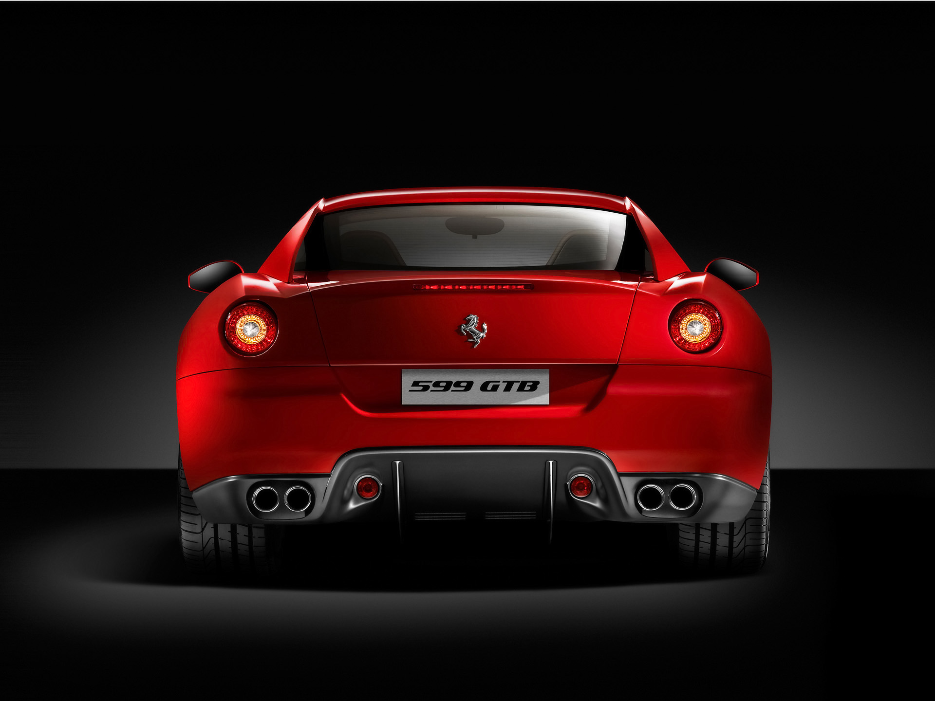 Download High quality 599 GTB Rear Ferrari wallpaper / 1920x1440