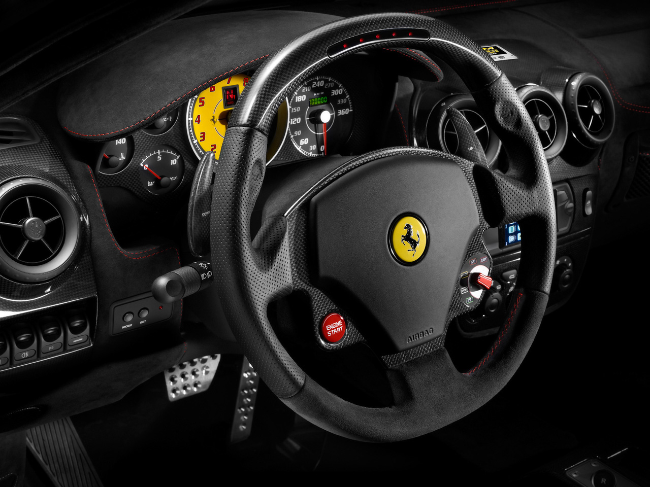 Download High quality dash Ferrari wallpaper / 1280x960