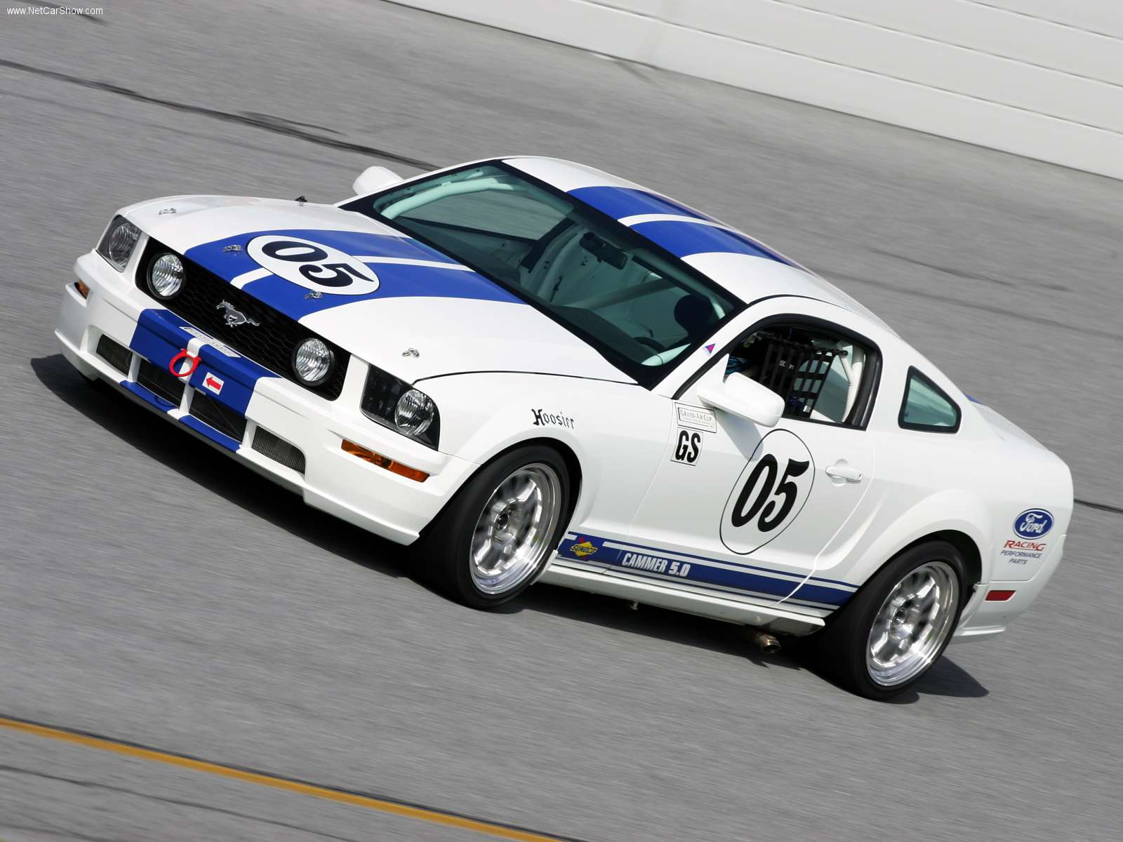 Download HQ Mustang sport car Ford wallpaper / 1600x1200