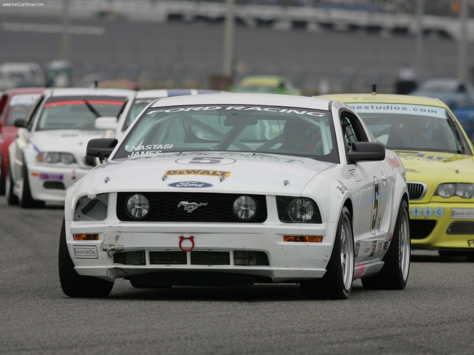Download High quality Race Mustang Ford wallpaper / 1600x1200
