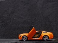 Download Orange Mustang / Ford
