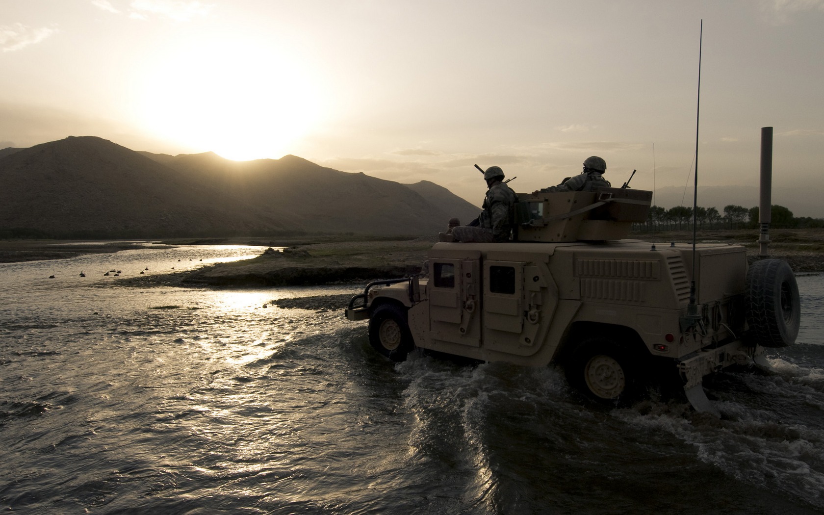 Download full size Humvee And Sunset Hummer wallpaper / 1680x1050