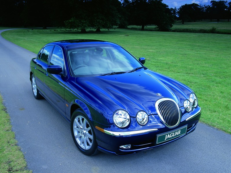 Download Jaguar / Cars wallpaper / 800x600