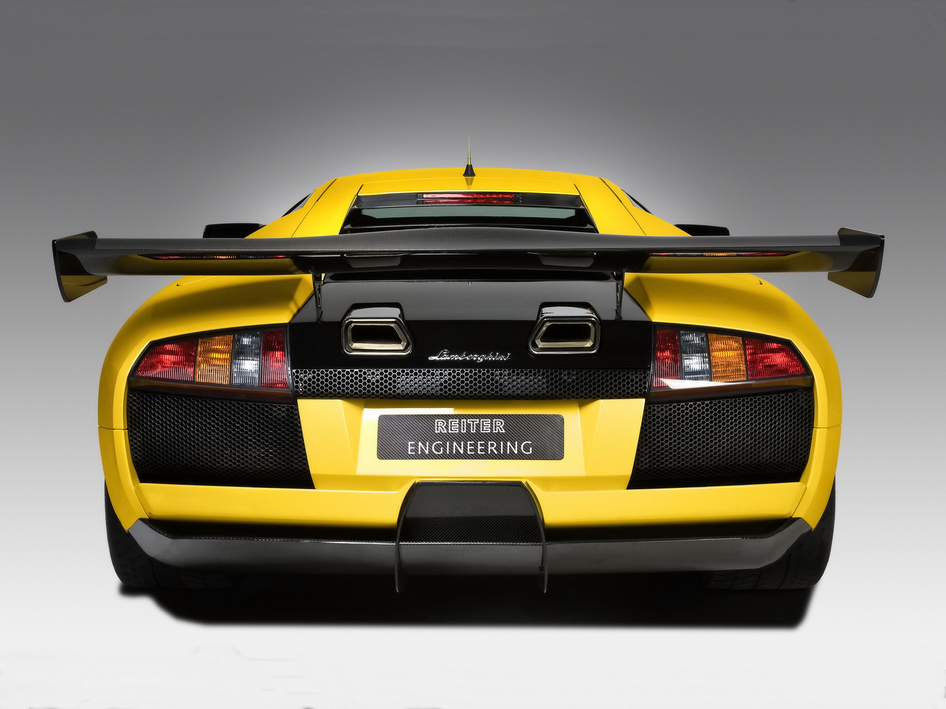 Download High quality Lamborghini wallpaper / Cars / 1920x1440