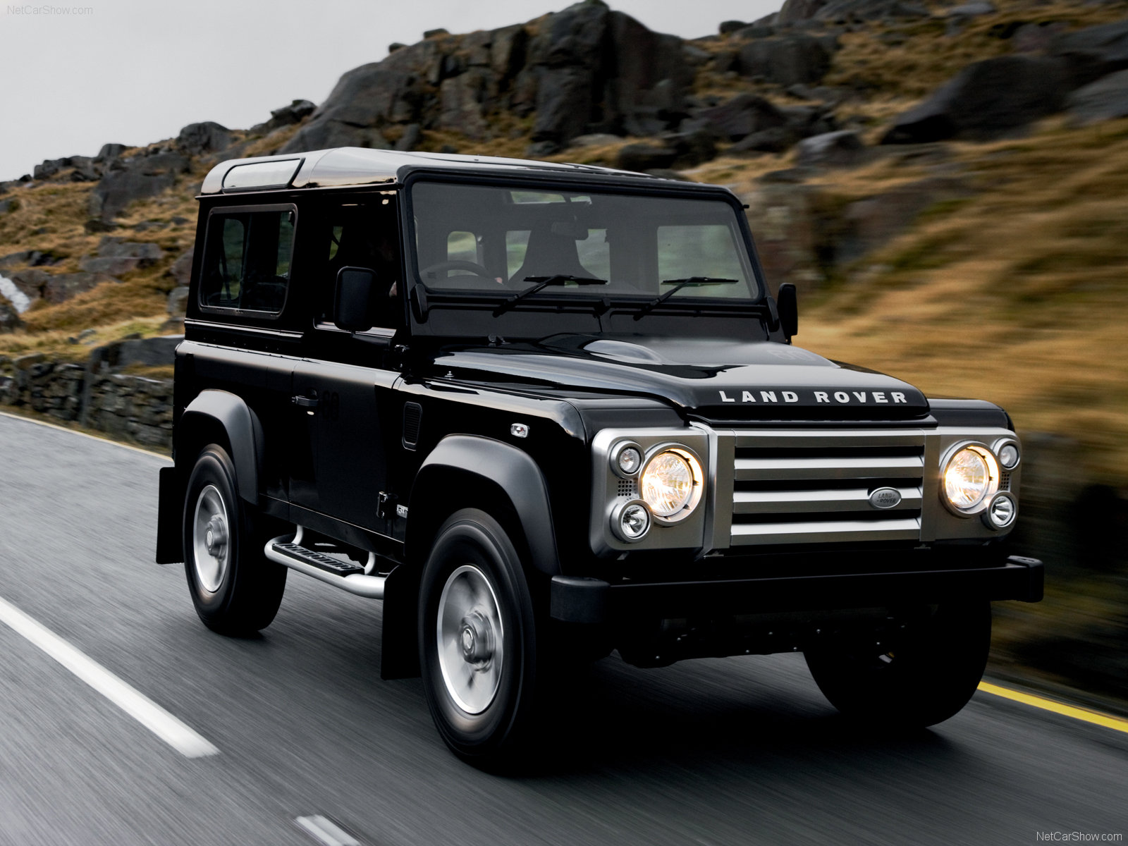 Download HQ Defender black jeep on highway Land Rover wallpaper / 1600x1200