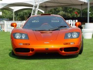 orange supercar / McLaren