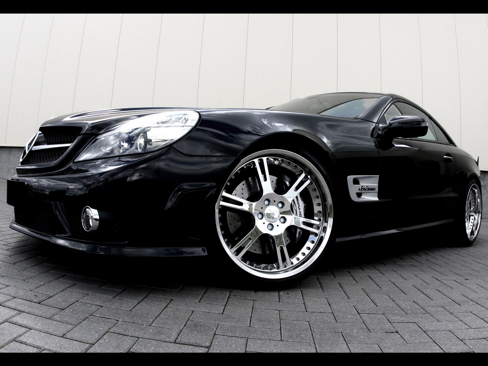 Download High quality SL 63 side Mercedes wallpaper / 2048x1536