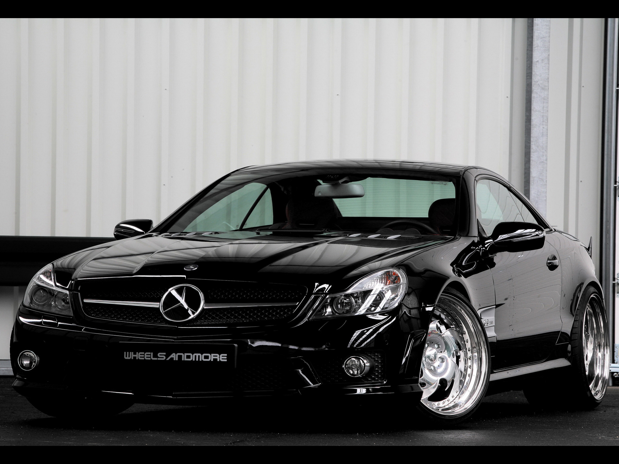 Download full size SL 63 front Mercedes wallpaper / 2048x1536