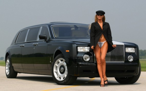 Free Send to Mobile Phone Limo With A Chauffeur Rolls Royce wallpaper num.3