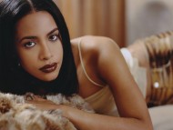 Download Aaliyah / HQ Celebrities Female 