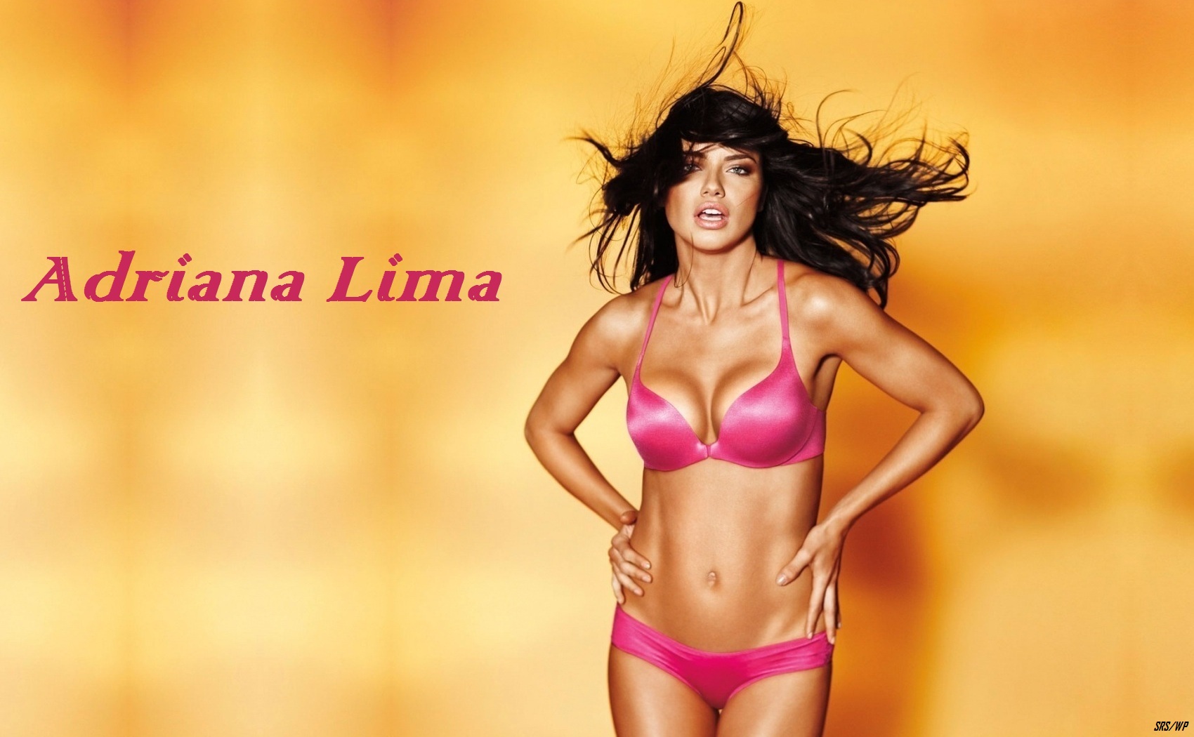 Download HQ Adriana Lima wallpaper / Celebrities Female / 1700x1050
