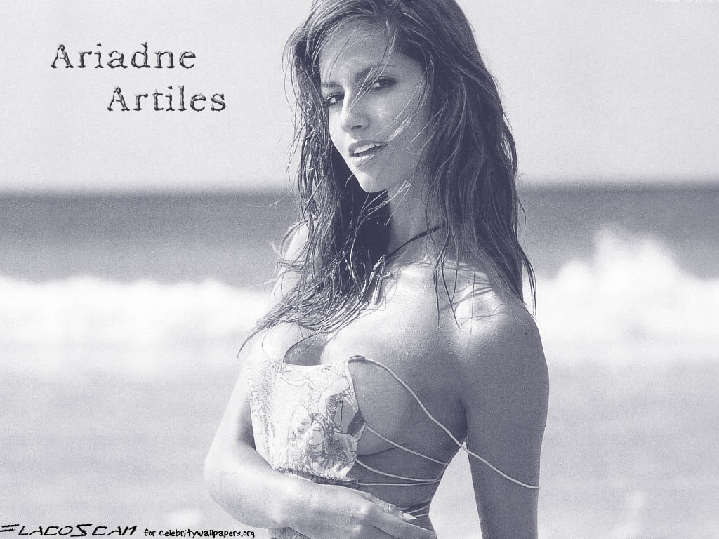 Full size Adriane Artiles wallpaper / Celebrities Female / 1024x768