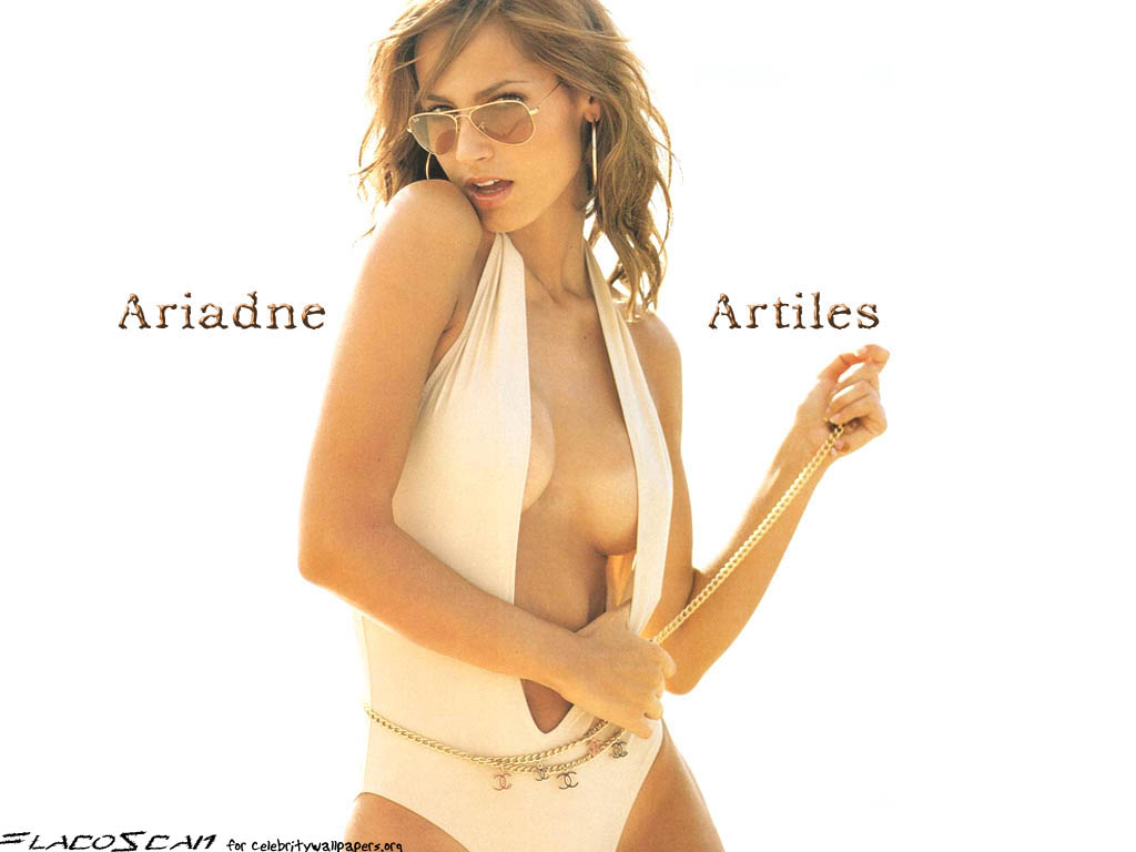 Full size Adriane Artiles wallpaper / Celebrities Female / 1024x768
