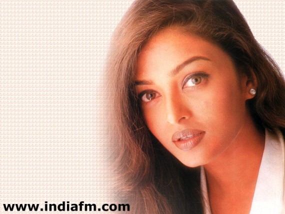 Free Send to Mobile Phone Aishwarya Rai Celebrities Female wallpaper num.43