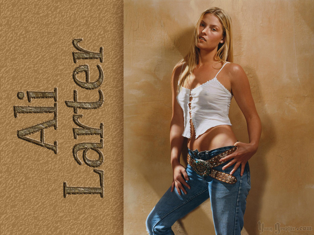 Download Ali Larter / Celebrities Female wallpaper / 1024x768