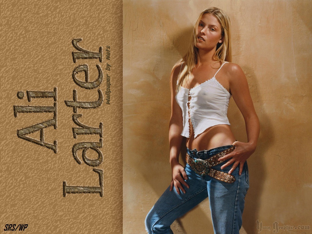 Full size Ali Larter wallpaper / Celebrities Female / 1024x768