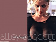 Alley Bagget / Celebrities Female