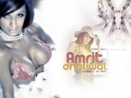 Download Amrit Dhaliwal / Celebrities Female