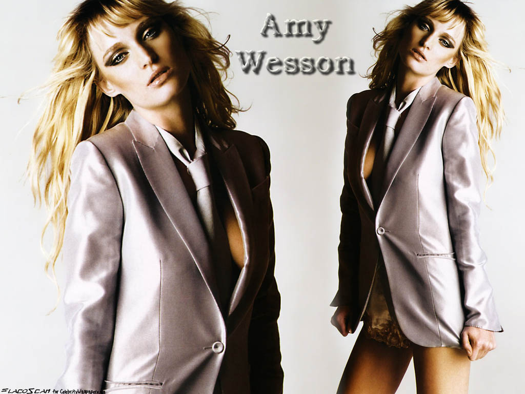 Full size Amy Wesson wallpaper / Celebrities Female / 1024x768