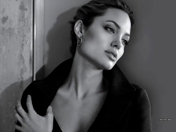 Free Send to Mobile Phone Angelina Jolie Celebrities Female wallpaper num.203