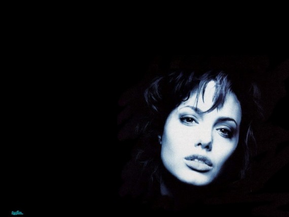 Free Send to Mobile Phone Angelina Jolie Celebrities Female wallpaper num.97
