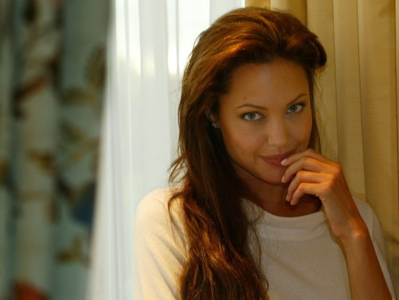 Free Send to Mobile Phone Angelina Jolie Celebrities Female wallpaper num.267
