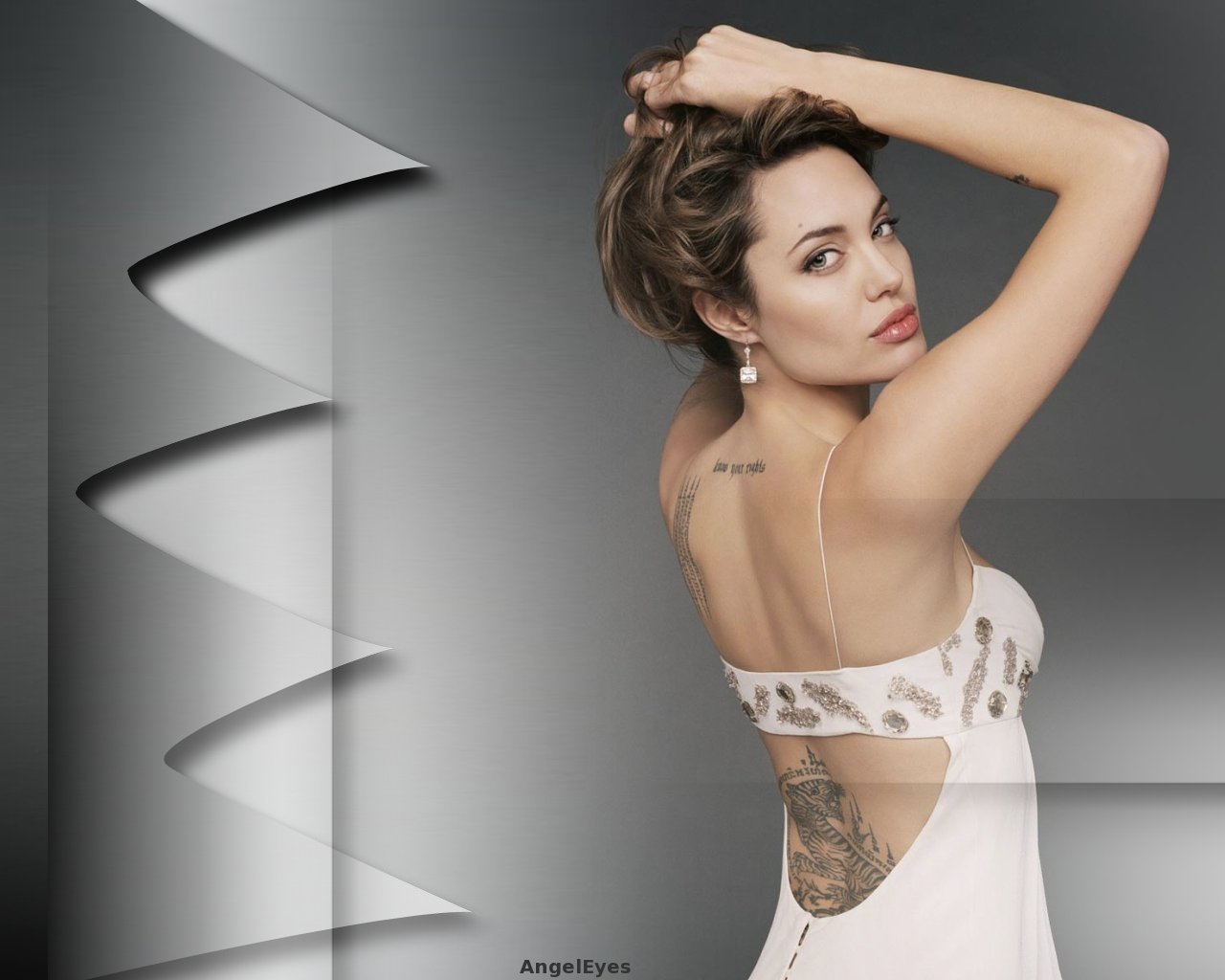 Download full size Angelina Jolie wallpaper / Celebrities Female / 1280x1024