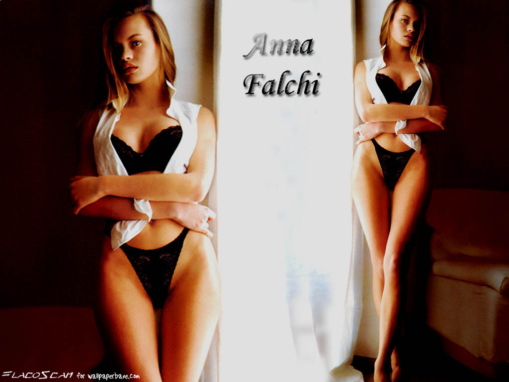 Download Anna Falchi / Celebrities Female wallpaper / 1024x768