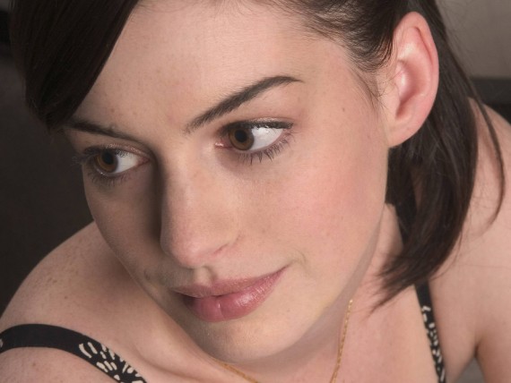 Free Send to Mobile Phone Anne Hathaway Celebrities Female wallpaper num.41