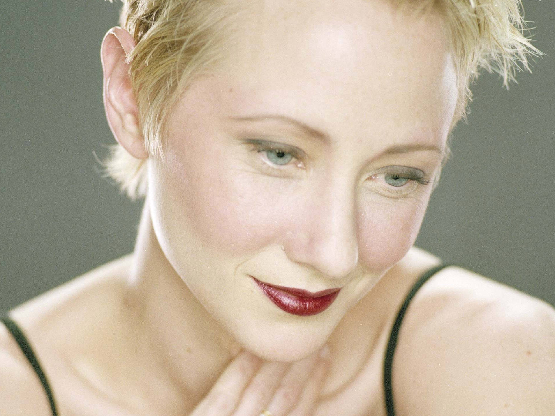 Download High quality Anne Heche wallpaper / Celebrities Female / 1920x1440