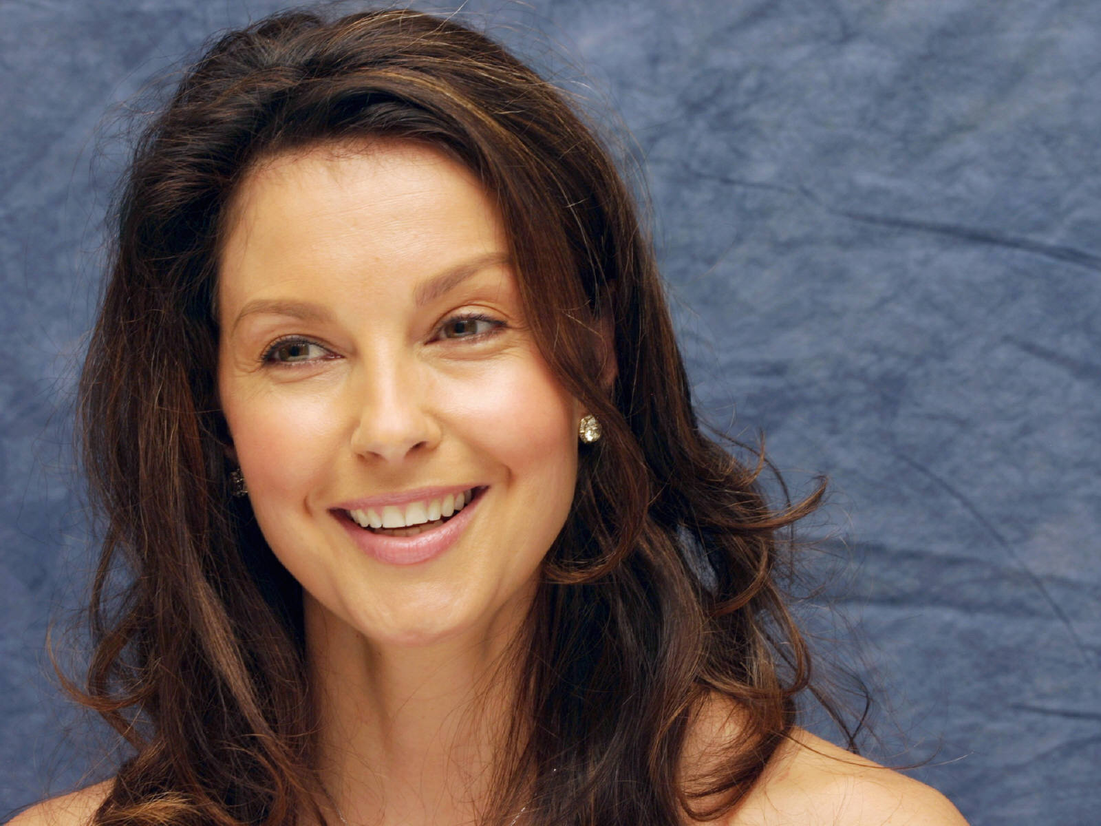 Download High quality Ashley Judd wallpaper / Celebrities Female / 1600x1200