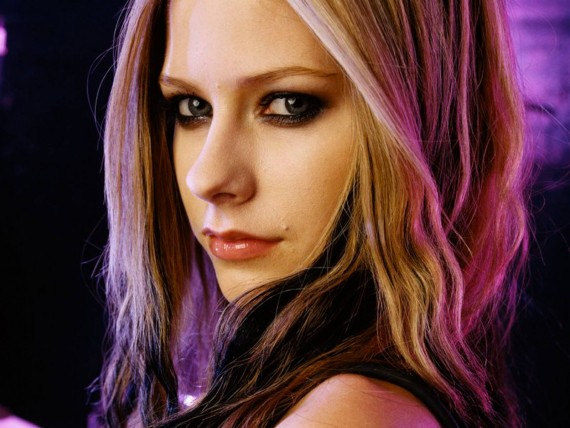 Free Send to Mobile Phone Avril Lavigne Celebrities Female wallpaper num.135