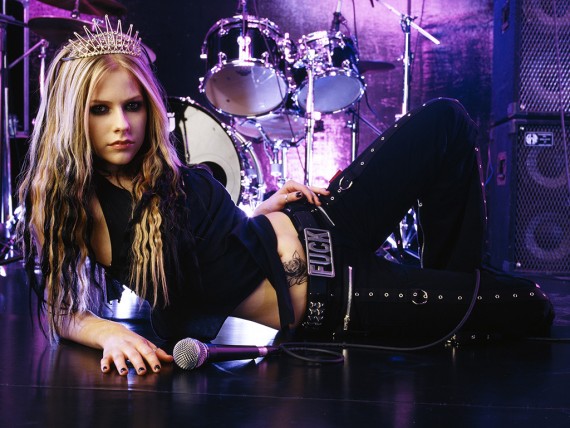 Free Send to Mobile Phone Avril Lavigne Celebrities Female wallpaper num.63